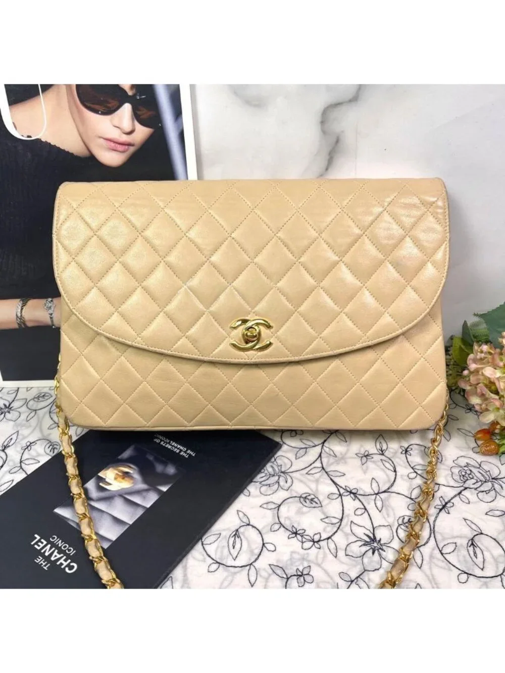 Chanel Vintage Quilted Chain Shoulder Bag